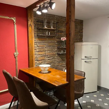 Σπίτι διακοπών Gemuetliches Haeuschen